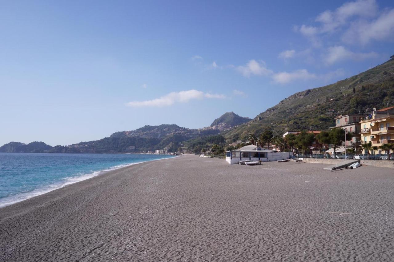 Vacanza Taormina Mare Mazzeo Exterior foto